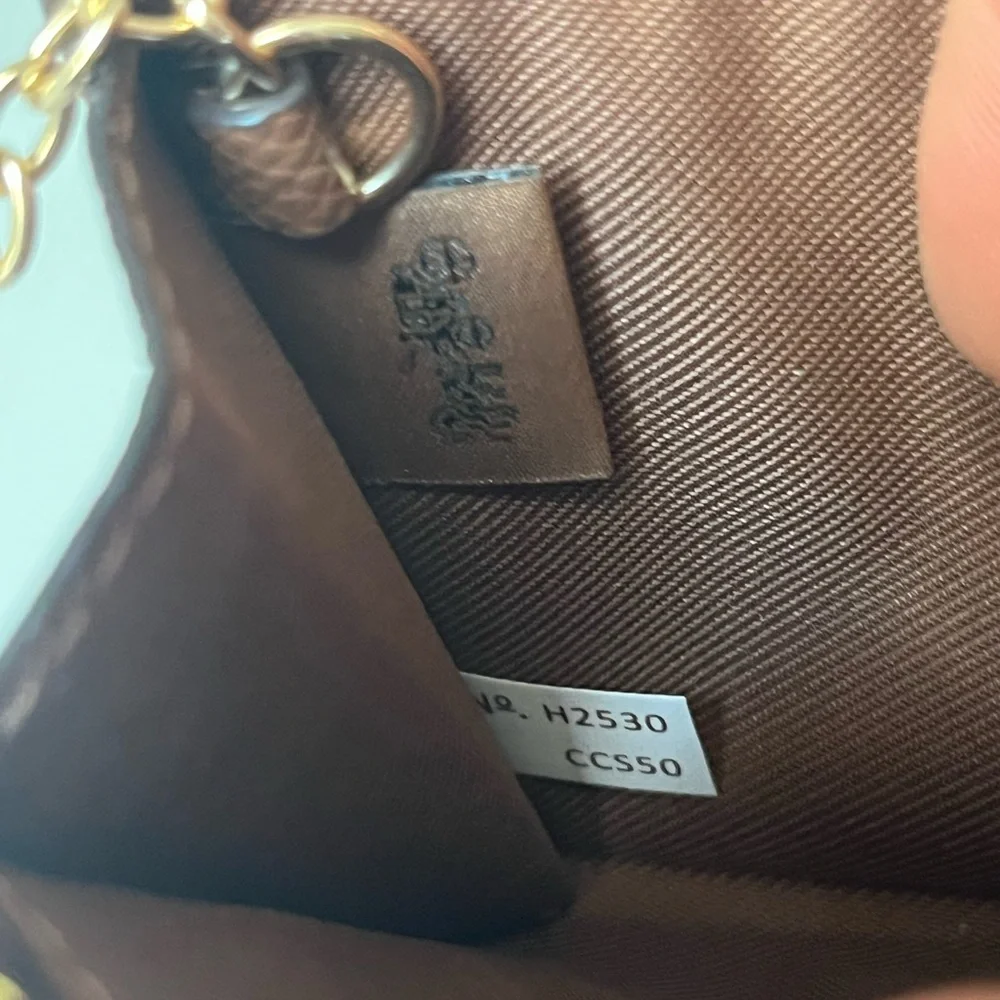 Coach Card Holder🎈🎈 - Picture 7 of 8